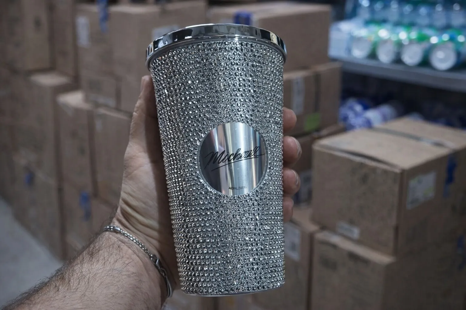 654878125_1387720383391368_9174307001681925430_n Cinépolis aposta em copo para marcar estreia de MICHAEL