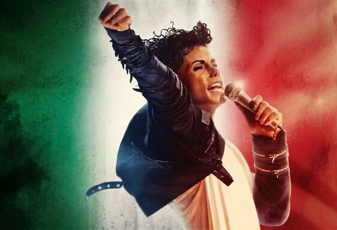 Itália confirma fenômeno MICHAEL e sucesso impulsiona álbum HIStory: Past, Present and Future, Book I | Italia filme MICHAEL mjbeats.com .br