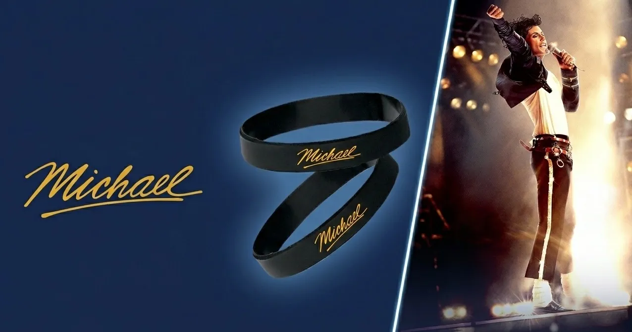 Pulseiras exclusivas marcam estreia antecipada de MICHAEL na Itália 4 Pulseiras exclusivas marcam estreia antecipada de MICHAEL na Itália | MJBEATS.COM .BR PULSEIRAS michael