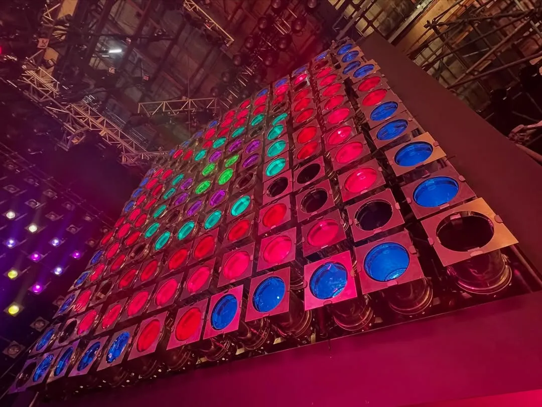 SaveClip.App_681276426_18584124229015934_9213384154282311766_n Bastidores: Victory Tour e Bad World Tour ganham vida novamente em MICHAEL