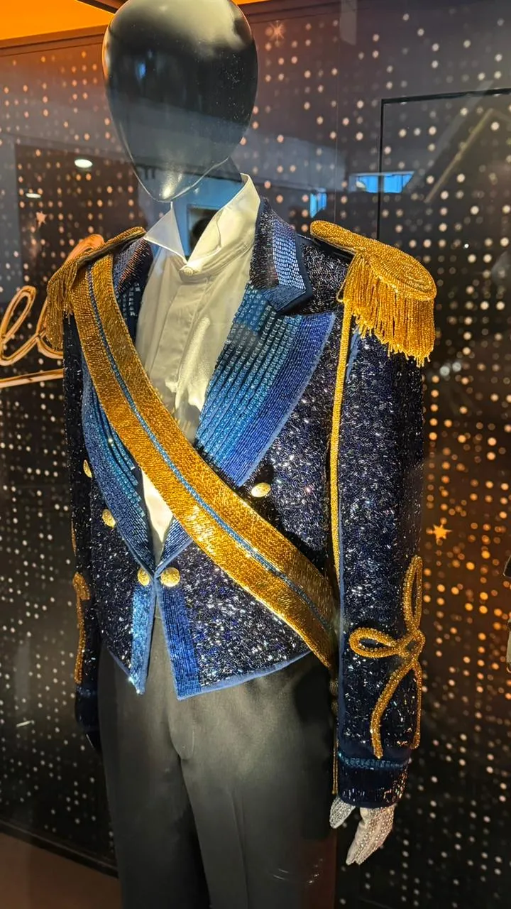 WhatsApp-Image-2026-04-11-at-12.58.20-1 Fãs de Michael Jackson entram no universo de MICHAEL em experiência imersiva