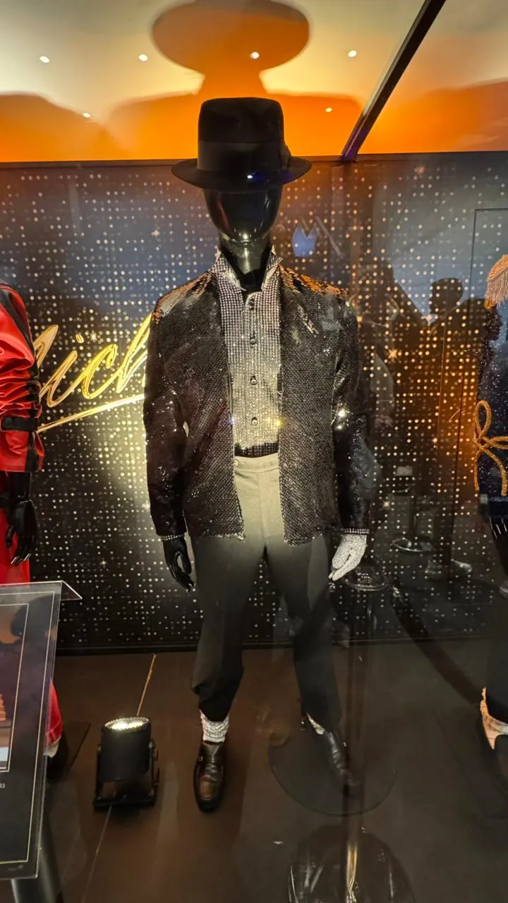 WhatsApp-Image-2026-04-11-at-12.58.22 Fãs de Michael Jackson entram no universo de MICHAEL em experiência imersiva