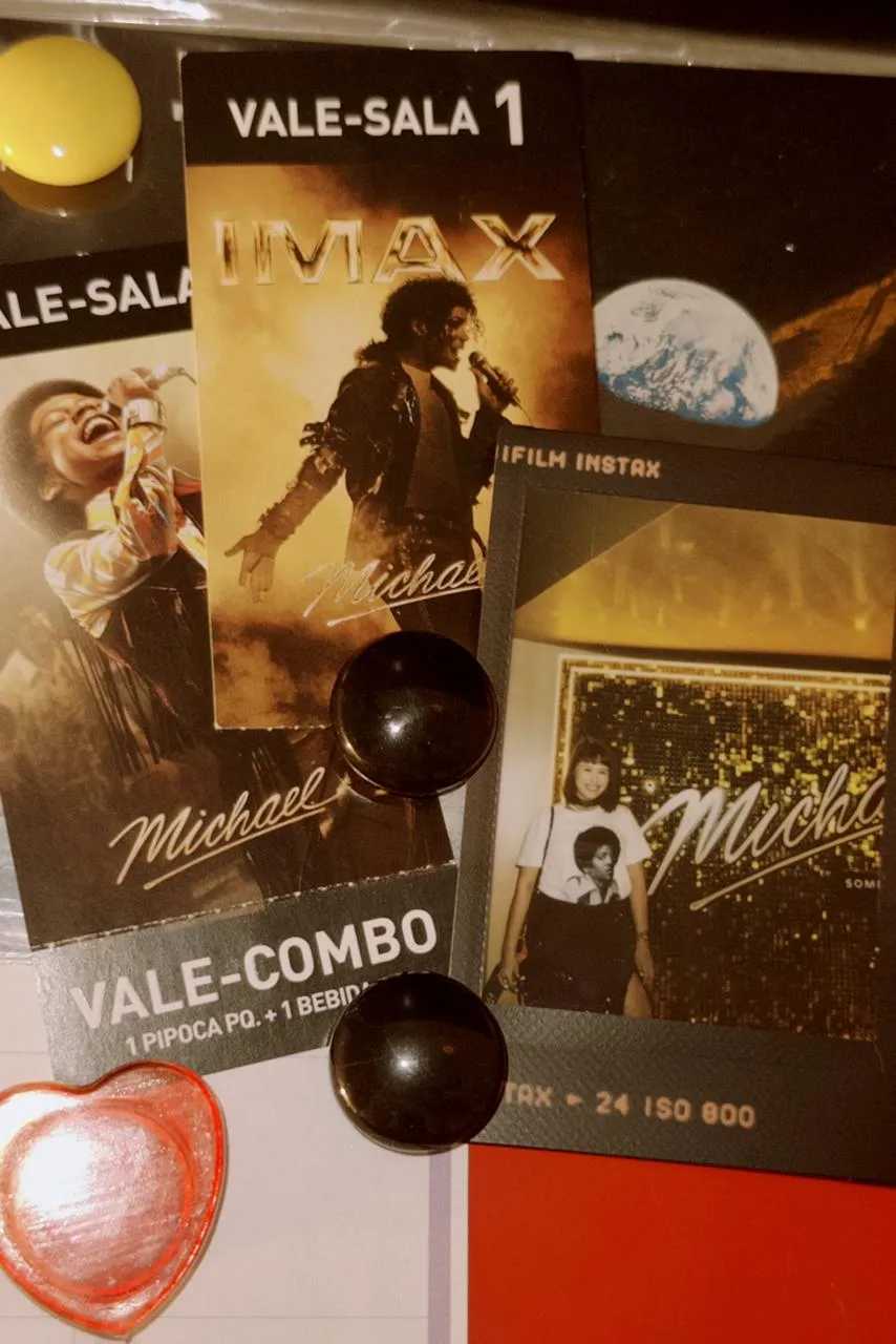 WhatsApp-Image-2026-04-18-at-15.52.30-1 Don’t Stop ’Til You Get Enough: Por Que a Cinebiografia de Michael Jackson Pede Para Ser Vista Mais de Uma Vez