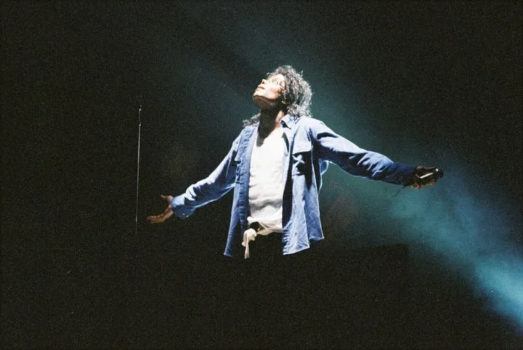 baixados-22 Tecnologia Corporal: o Rei do Pop Não Utilizava Retorno no Show
