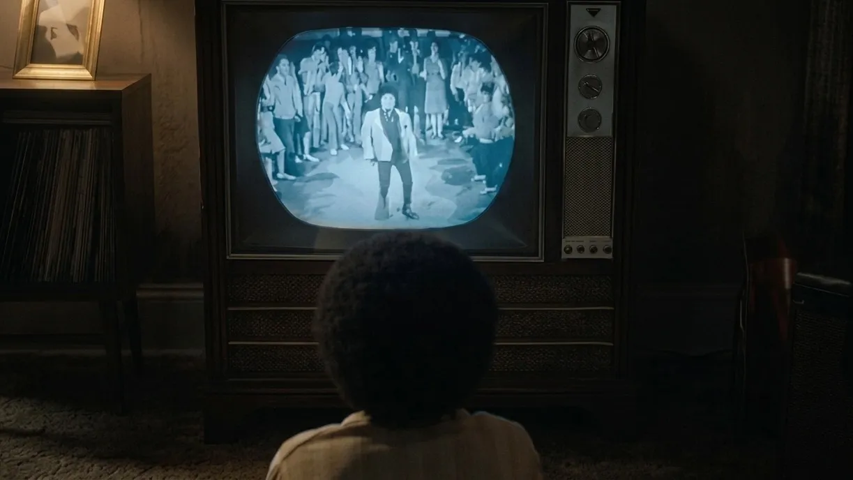 mjbeats.com_.br-James-Brown Quando a perfeição vira missão: 7 revelações sobre como MICHAEL ganhou vida nas telas