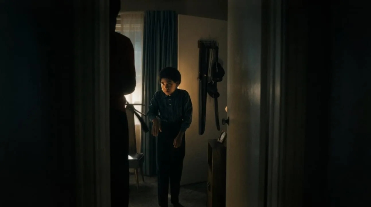 mjbeats.com_.br-Little-Michael Novo spot de TV traz no som do cinto a súplica por Liberdade de Michael