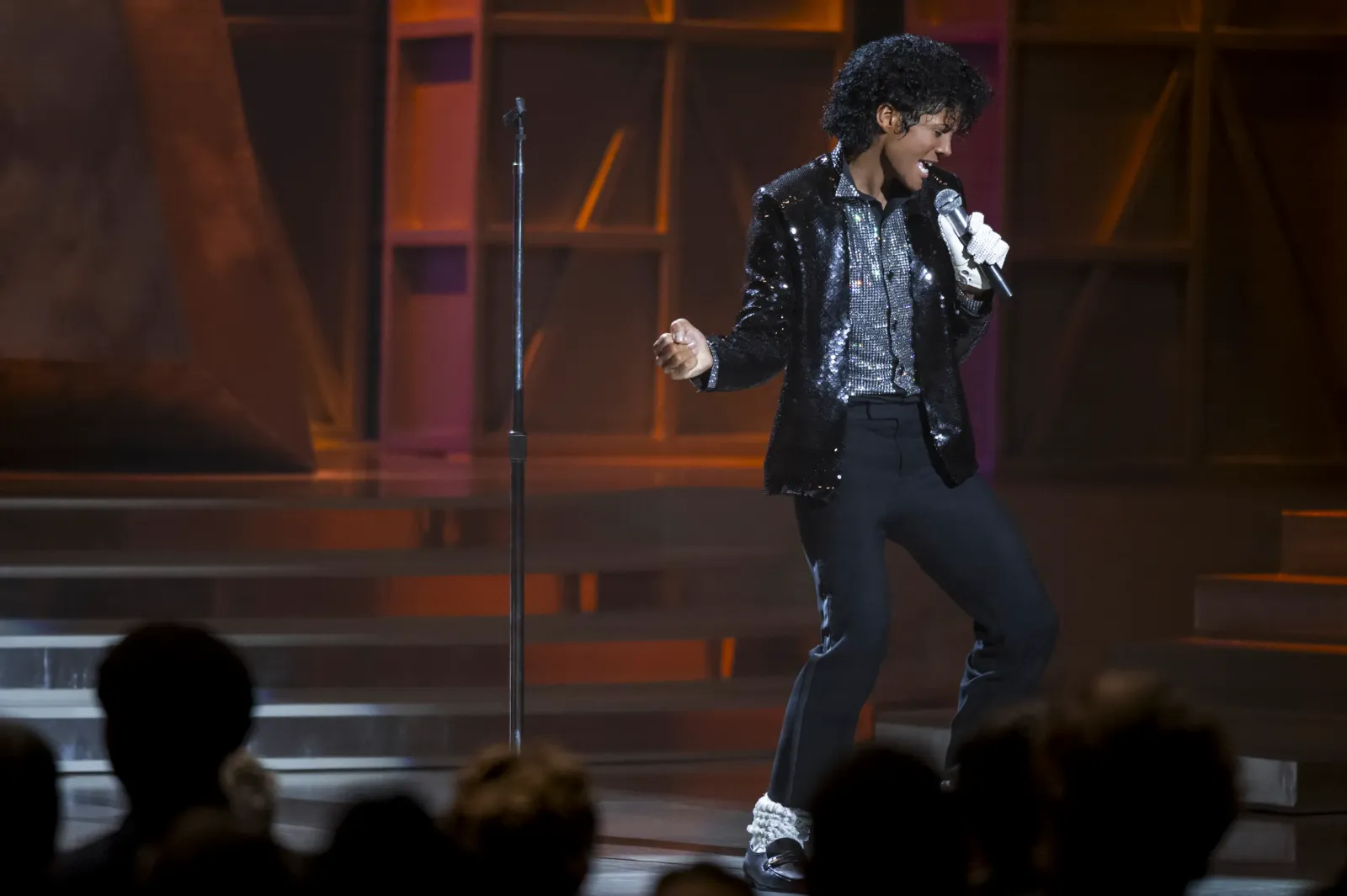 MICHAEL dispara rumo ao recorde de Bohemian Rhapsody nas bilheterias mundiais | 001 mkt 001 cin v0090 cnpt 1002 scaled