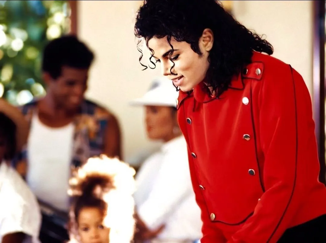 Michael Jackson é oficialmente o artista número 1 de TODAS as plataformas musicais | 8232440