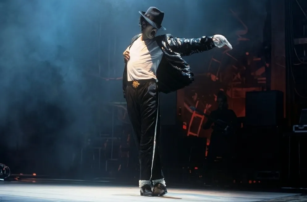 Billie Jean dispara no Spotify, ameaça liderança de Justin Bieber e pode se tornar a música mais ouvida do mundo 2 Billie Jean dispara no Spotify, ameaça liderança de Justin Bieber e pode se tornar a música mais ouvida do mundo | Michael Jackson BJ mjbeats.com .br