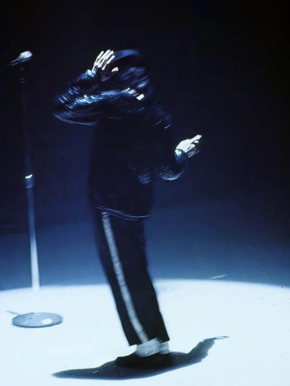 SaveClip.App_673101456_18574706287029942_4410211204862065149_n Bad World Tour em Los Angeles, 1989: Michael Jackson em um show histórico revelado em imagens raras