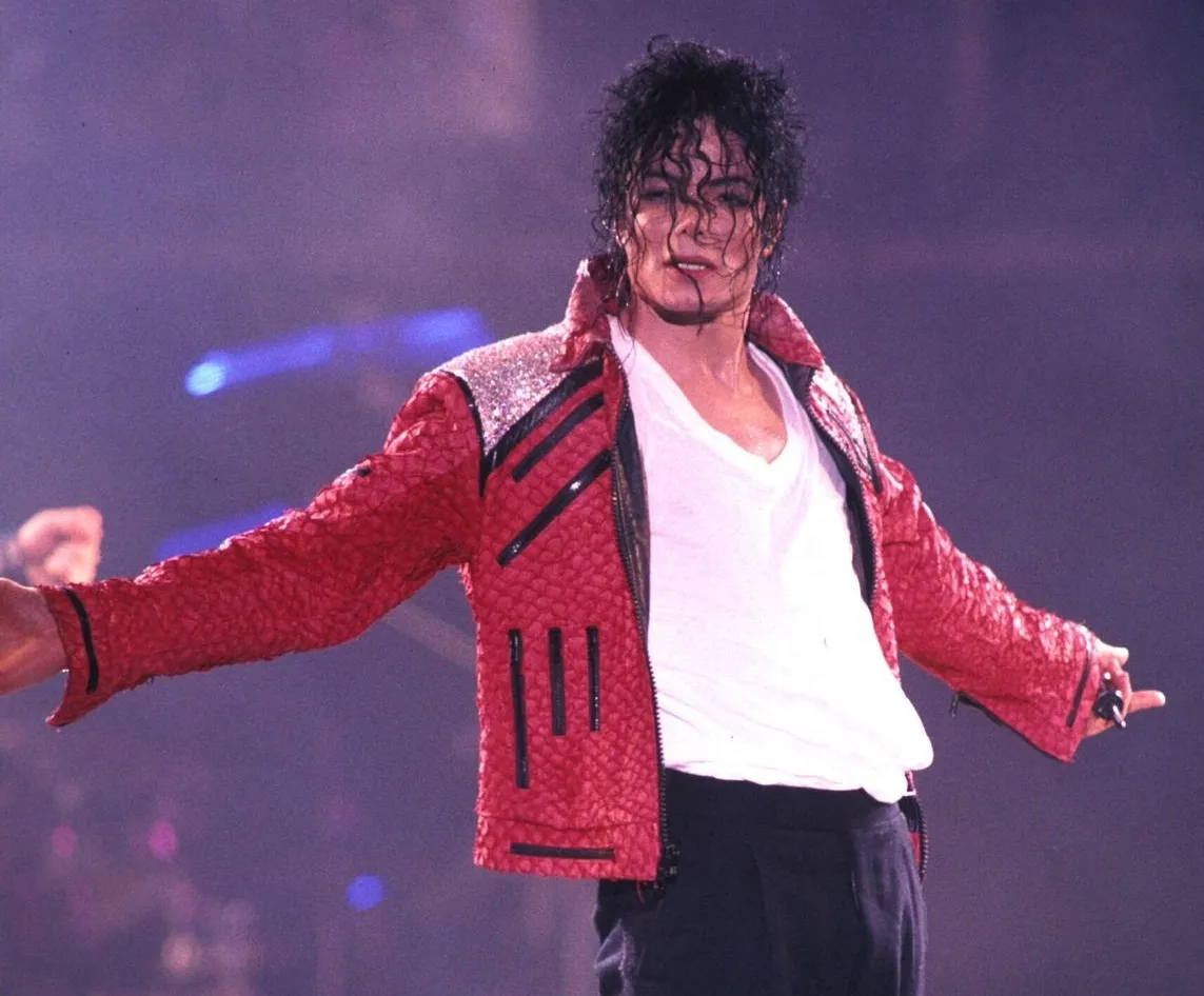 Michael Jackson domina YouTube com 7 clipes acima de 1 milhão de visualizações em apenas 24 horas | mjbeats.com .br Beat It Tokyo 1992