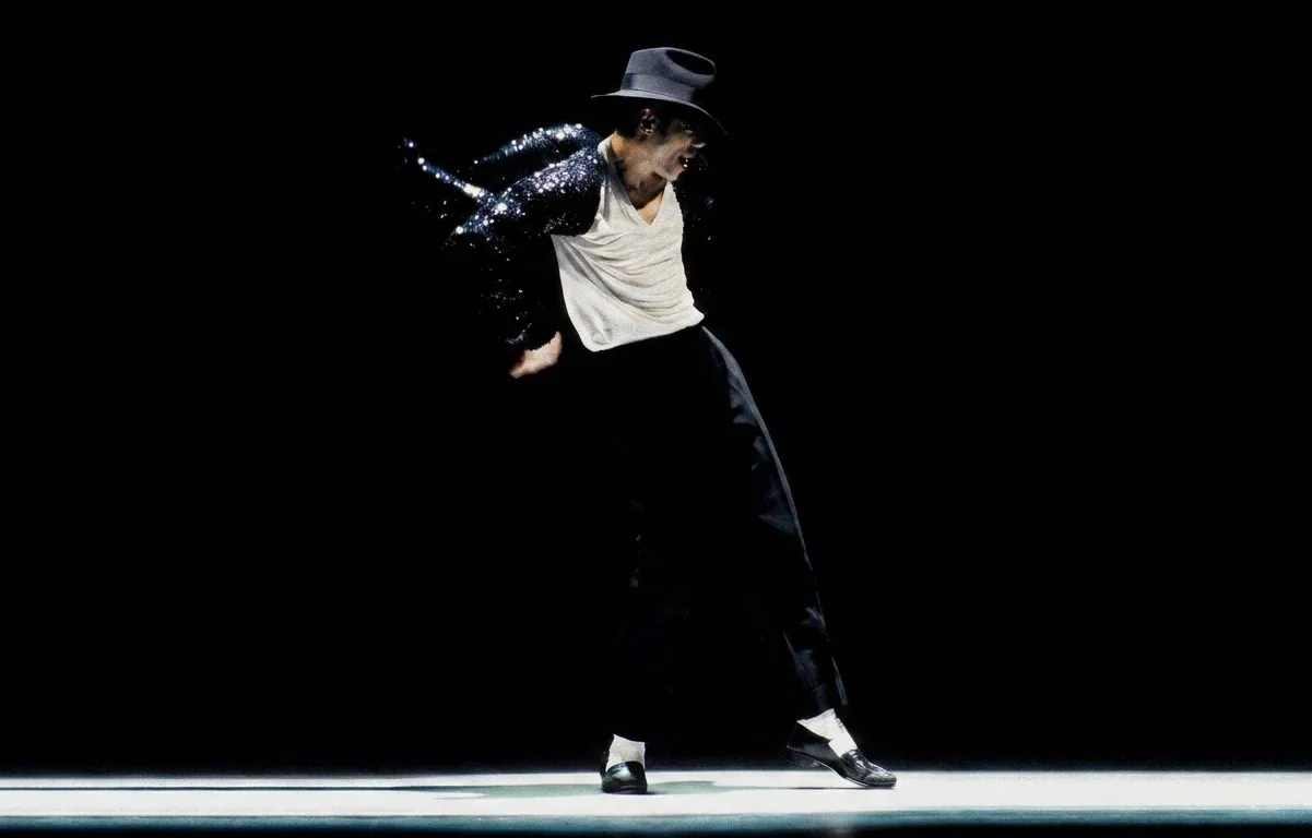 Michael Jackson desafia o tempo: “Billie Jean” retorna ao Hot 100 após 43 anos | mjbeats.com .br Billie Jean 1995