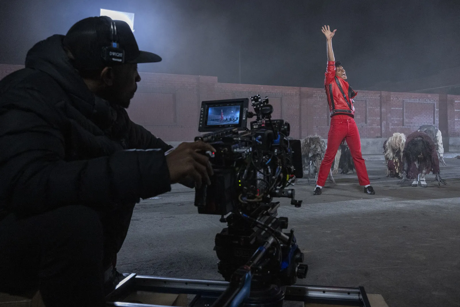 mjbeats.com_.br-Karaoke-Franca-2 Jaafar Jackson confirma que já existem conversas sobre MICHAEL 2