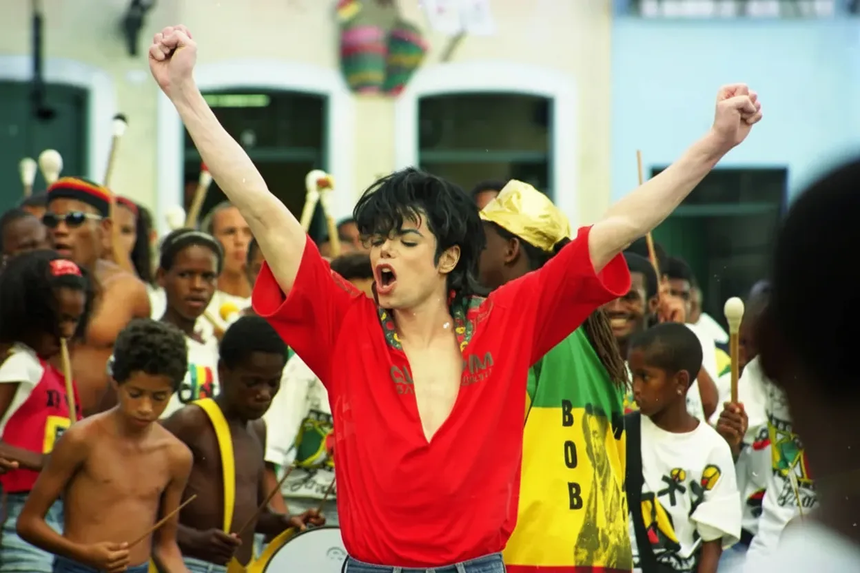 Rei do Pop quebra recorde com 9 músicas acima de 2 milhões de streams | mjbeats.com .br TDCAU Bahia