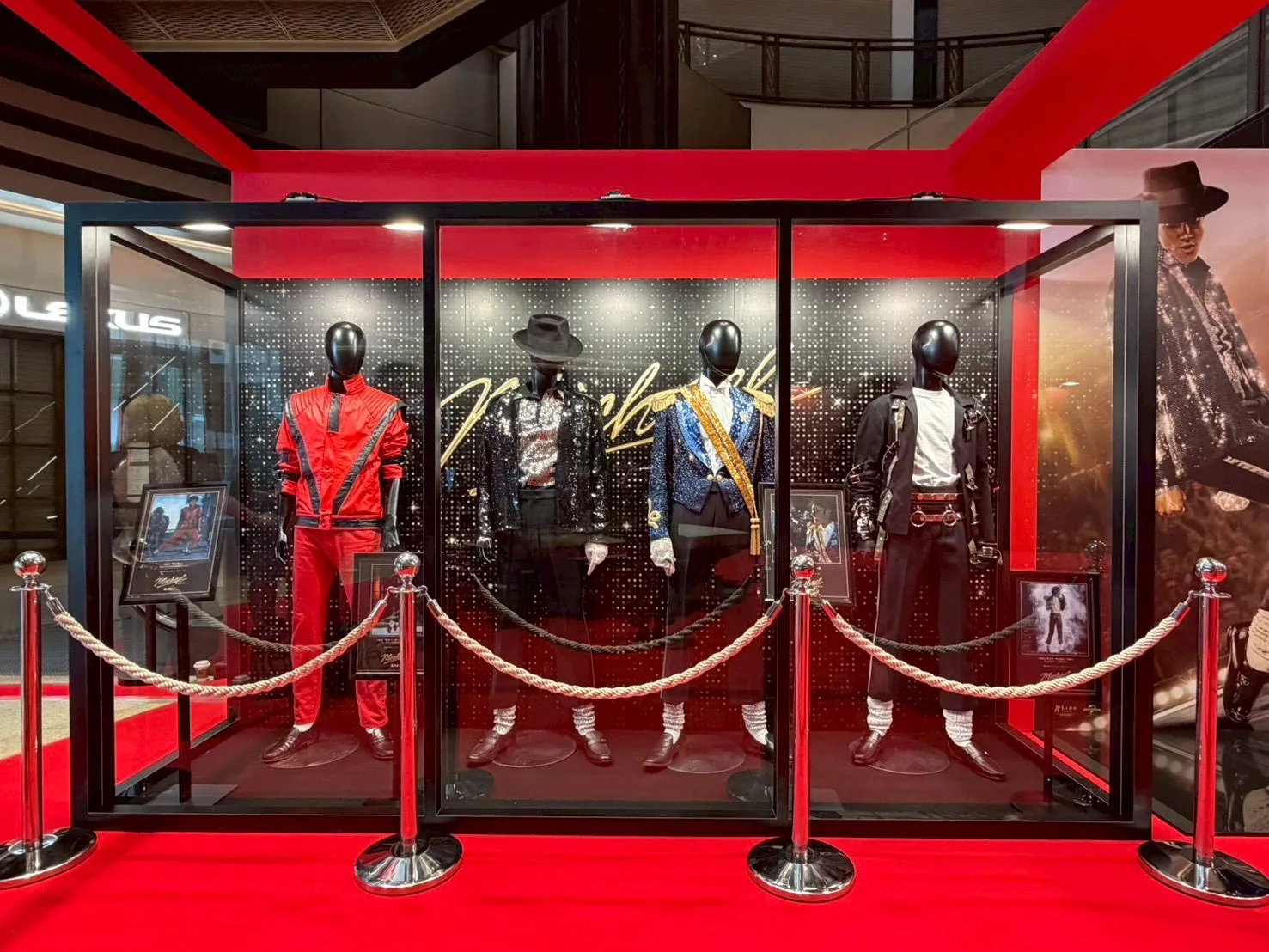 Japão mergulha no universo de Michael Jackson com exposição especial do filme MICHAEL | mjbeats.com .br Tributo MJ 1