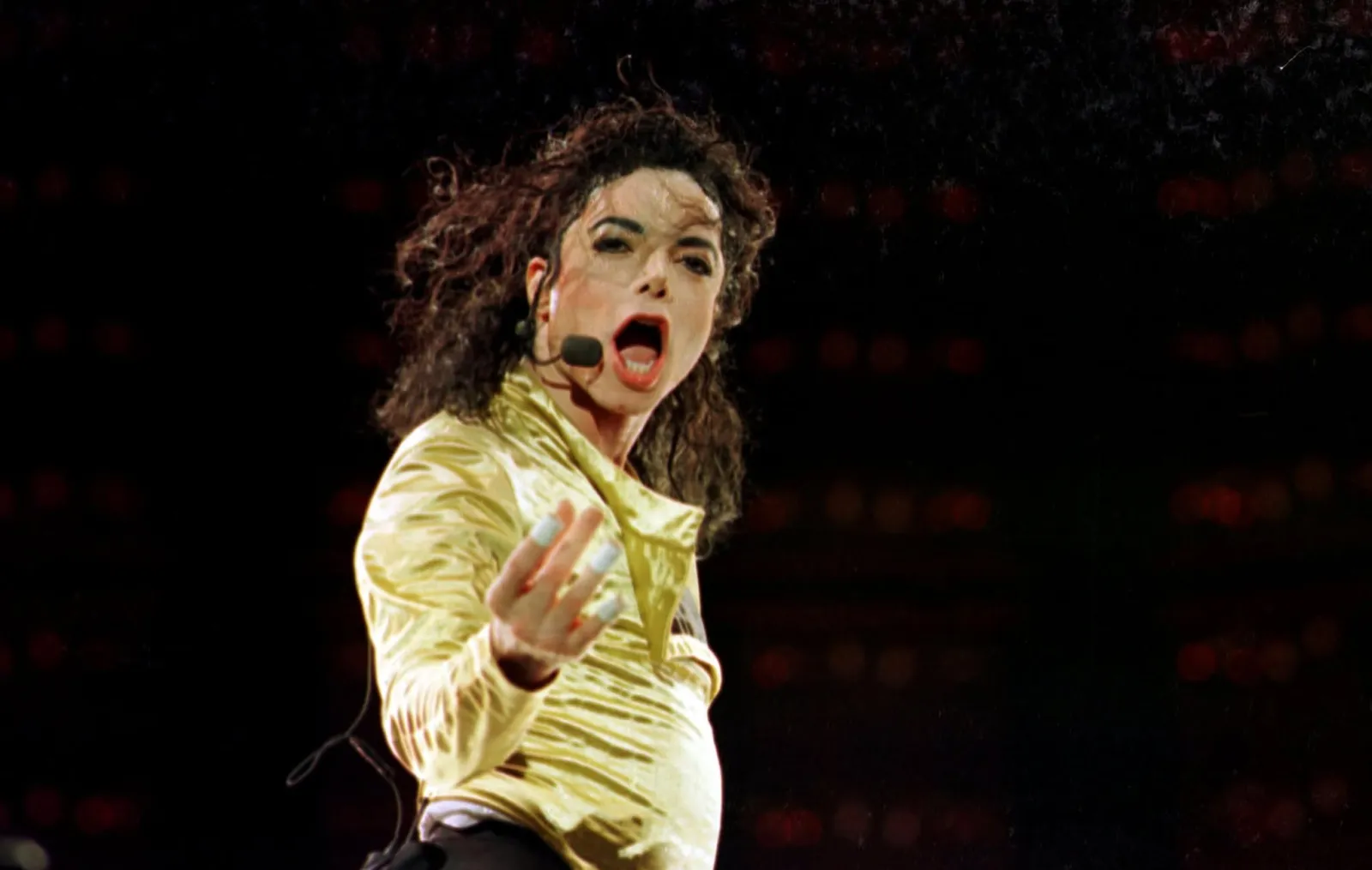Michael Jackson tem 3 das 10 músicas internacionais mais ouvidas no Brasil nesta semana 3 Michael Jackson tem 3 das 10 músicas internacionais mais ouvidas no Brasil nesta semana | 565118521 1254237866739621 6155467454122712912 n scaled