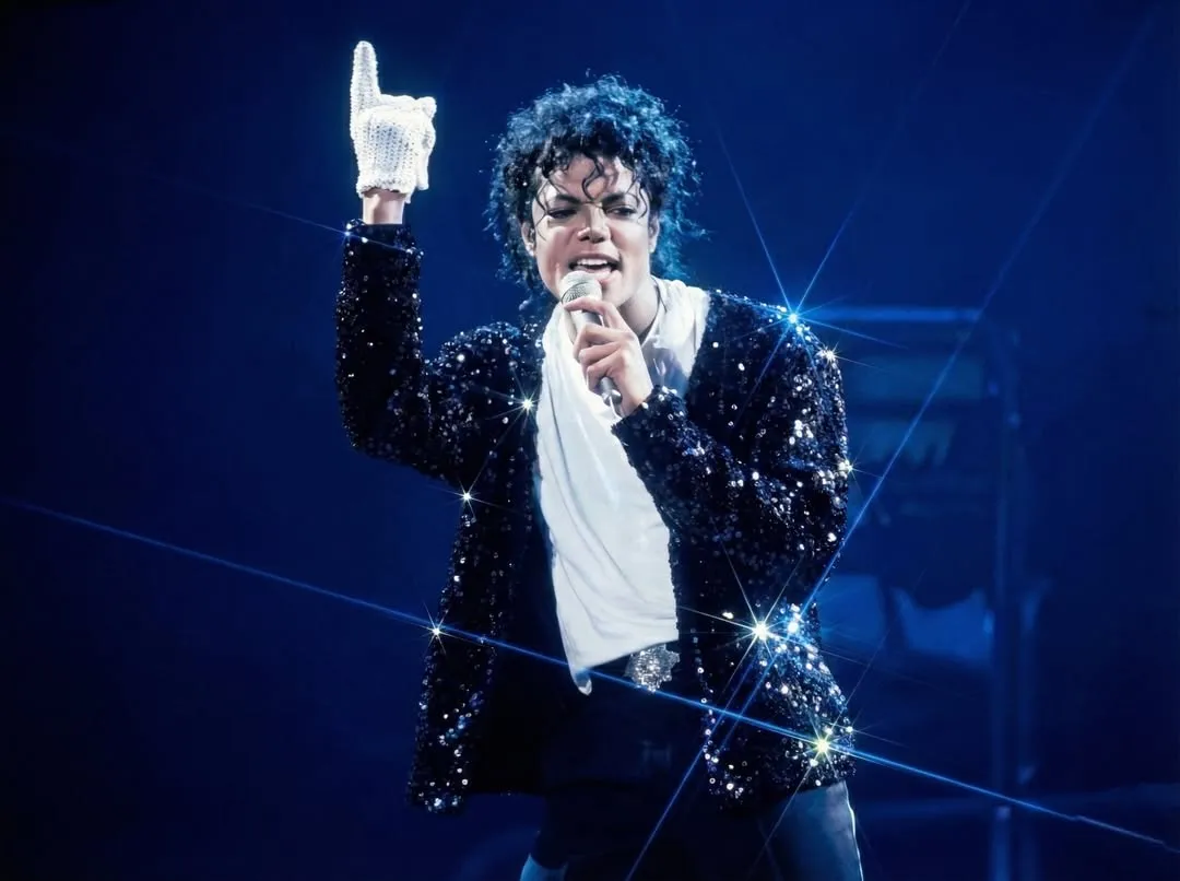 Michael Jackson pode fechar 2026 com vendas históricas de álbuns | NEW REMASTER.Tour Bad World TourSong Billie JeanLocation Vienna AustriaDate June 2