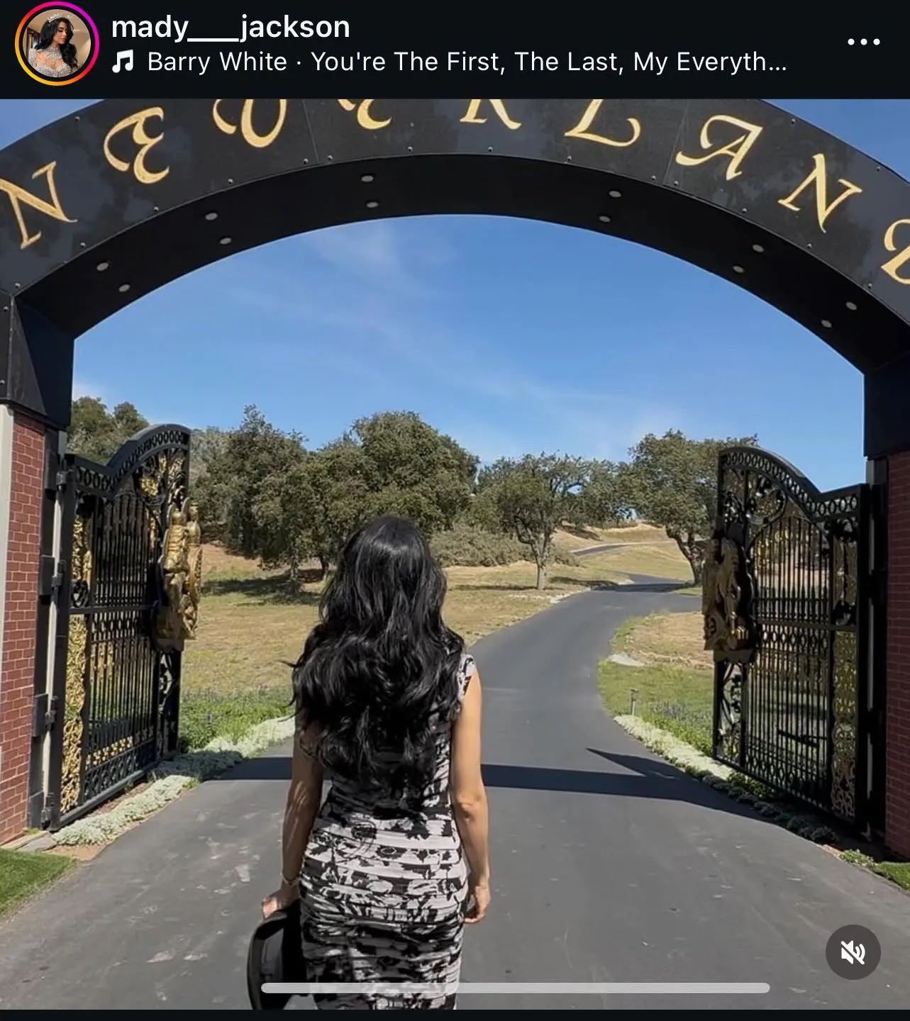 SaveClip.App_680437696_1461828775735972_683743320669712787_n RUMOR: Gravações de MICHAEL 2 em Neverland podem já ter sido reiniciadas