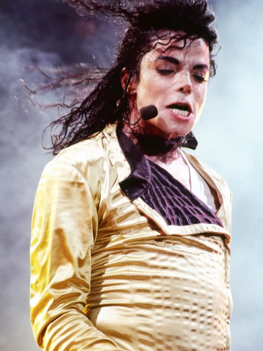 SaveClip.App_684274526_18577467733029942_1765084472559178422_n-1 Michael Jackson em 1993: registros inéditos resgatam noite inesquecível em Singapura