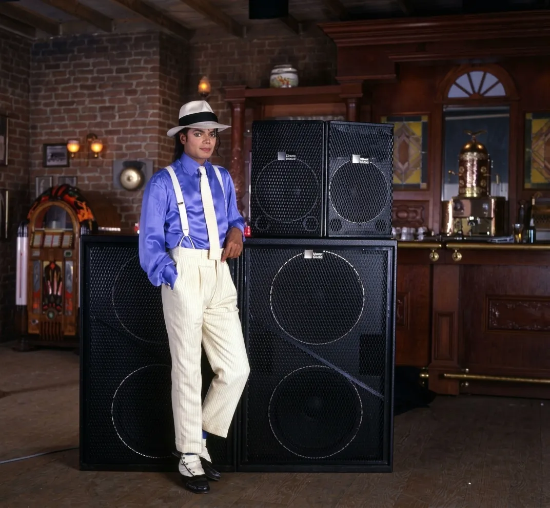 download-1 Michael Jackson e Smooth Criminal: A arte de sentir a música