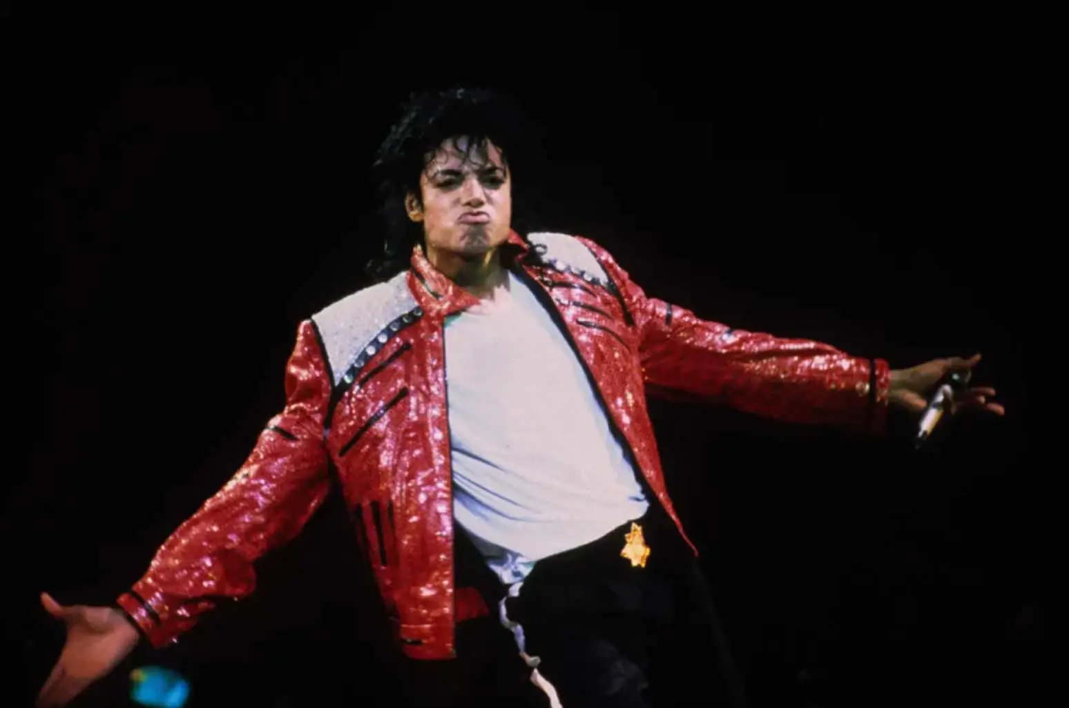 Michael Jackson conquista nova posição histórica no Spotify e deixa Shawn Mendes para trás | michael jackson live 1986 billboard espanol 1548