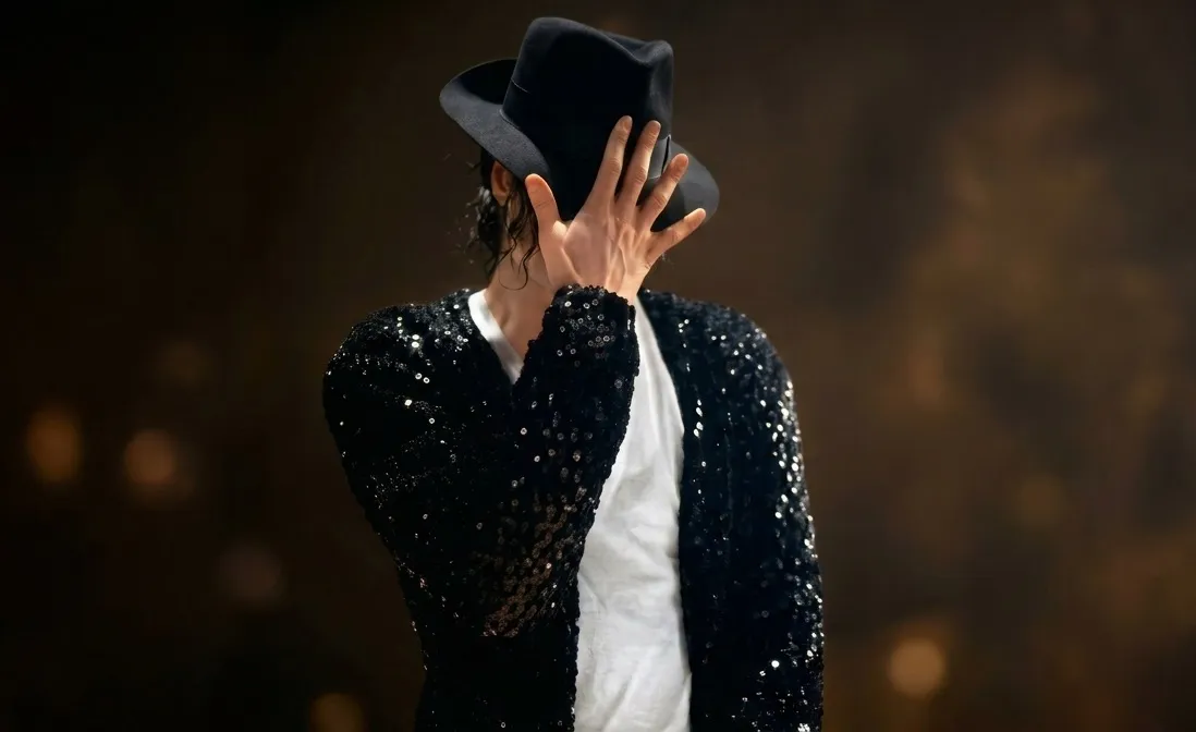 Após 25 de junho, "Billie Jean" volta a ser a música mais ouvida do mundo | mjbeats bj live 92
