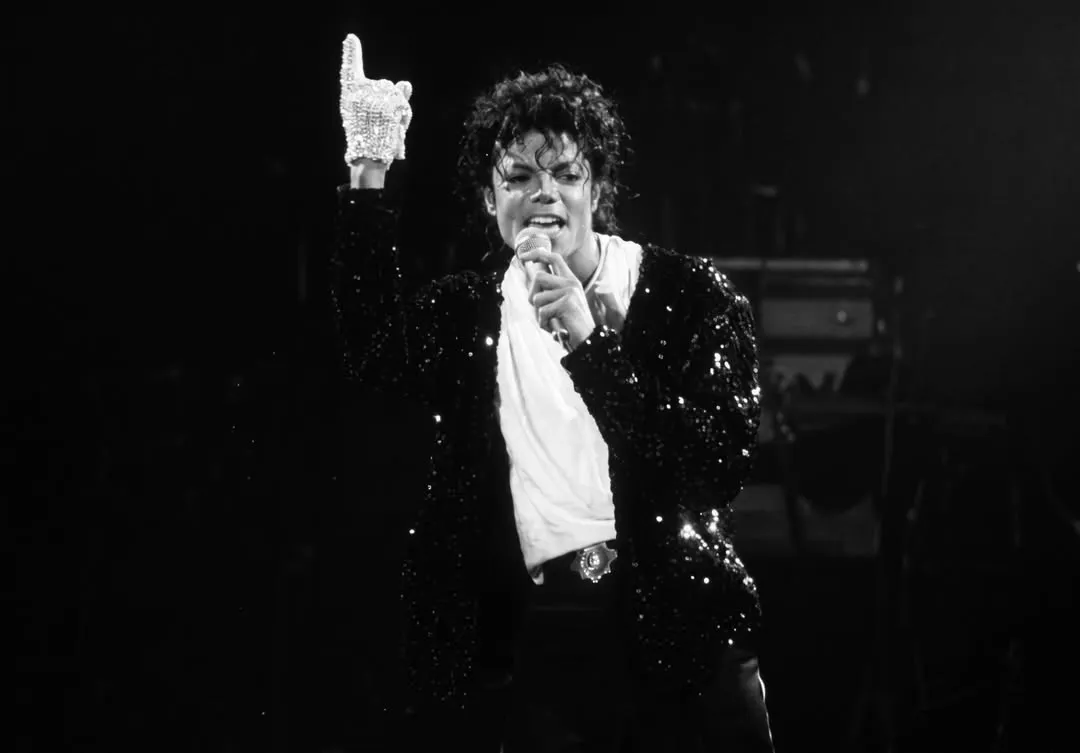 Billie Jean segue entre as músicas mais ouvidas do planeta 3 Billie Jean segue entre as músicas mais ouvidas do planeta | mjbeats.com .br Billie Jean Bad Tour ROMA
