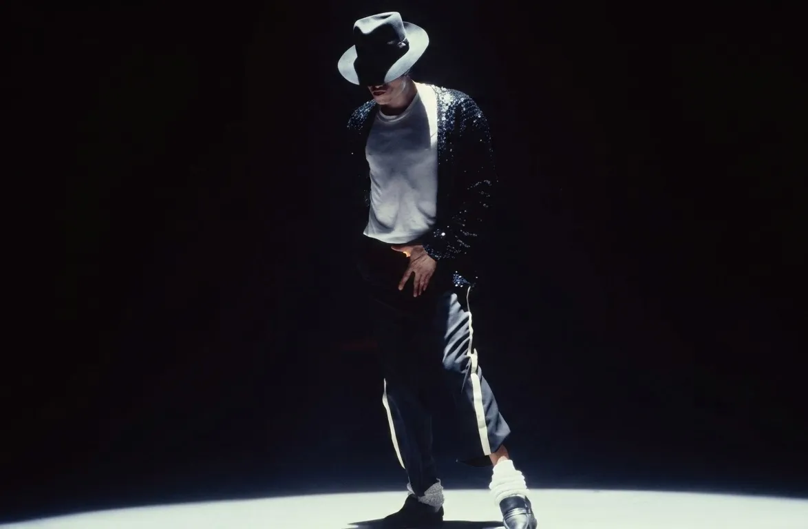 O efeito MICHAEL já aparece nos charts japoneses e impulsiona músicas de Michael Jackson 3 O efeito MICHAEL já aparece nos charts japoneses e impulsiona músicas de Michael Jackson | mjbeats.com .br MJ 19892