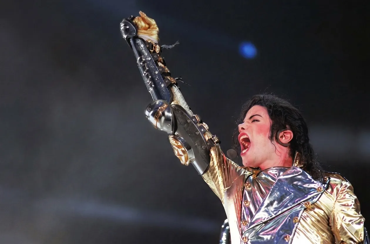 Michael Jackson conquista novas certificações no Reino Unido 2 Michael Jackson conquista novas certificações no Reino Unido | mjbeats.com .br MJ HIStory Tour