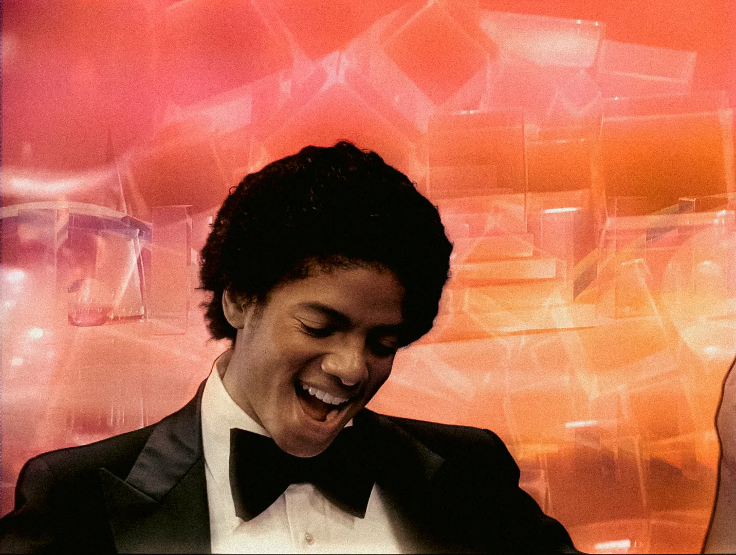 Michael Jackson domina o YouTube: milhões de visualizações em apenas 24 horas 2 Michael Jackson domina o YouTube: milhões de visualizações em apenas 24 horas | mjbeats.com .br Remaster 2026 dont stop