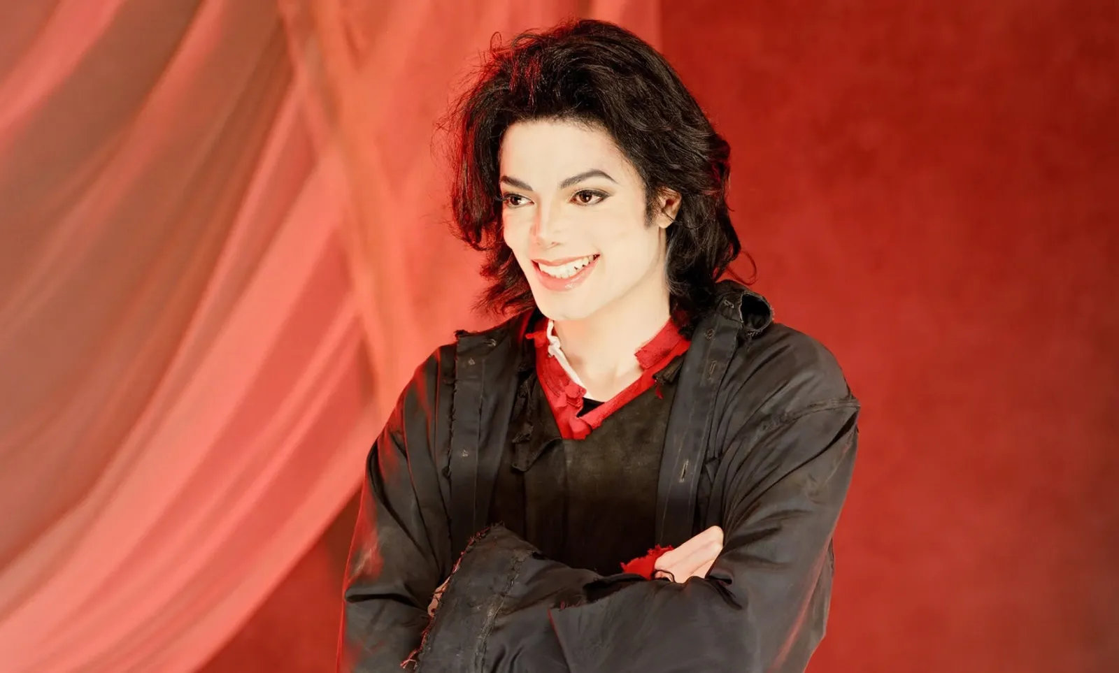 Michael Jackson segue como o artista veterano mais ouvido do Spotify | 123747813 1230623462568s69 2476352714399128411 n scaled