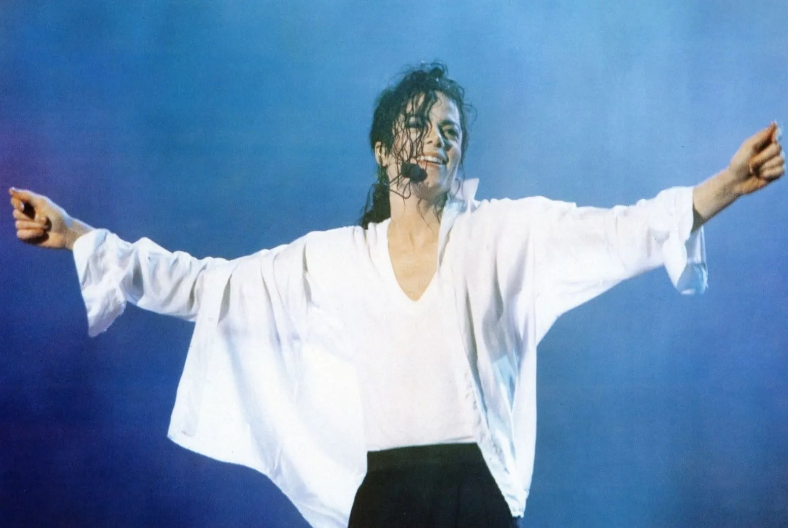 Michael Jackson e a música clássica: Uma sinfonia no pop | 486771437 635301179296747 4421250855232931538 n