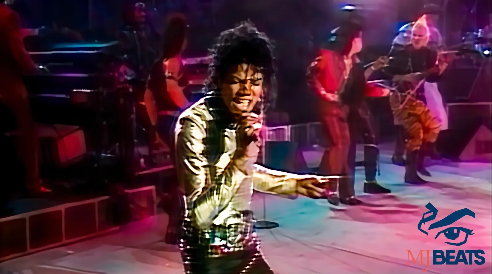 124168265_1833365363478103_2191338230207852640_n-1-scaled Michael Jackson: apresentação de “Things I Do For You” na Bad World Tour no Japão é restaurada. Confira!