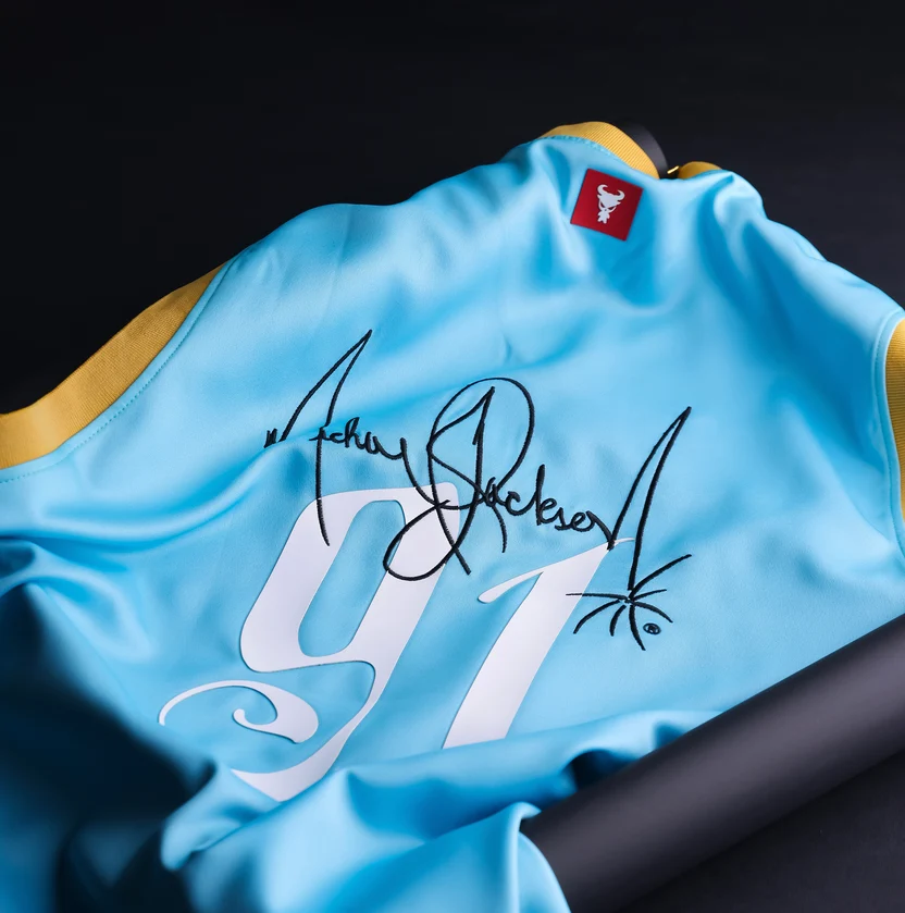 D6 DANGEROUS: Uniforme oficial de basquete é anunciado