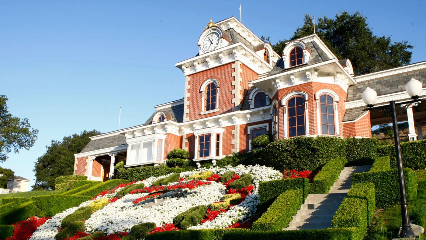 Neverland: novas imagens mostram como está hoje o antigo rancho de Michael Jackson | MJ Neverland MJ Beats.jpg
