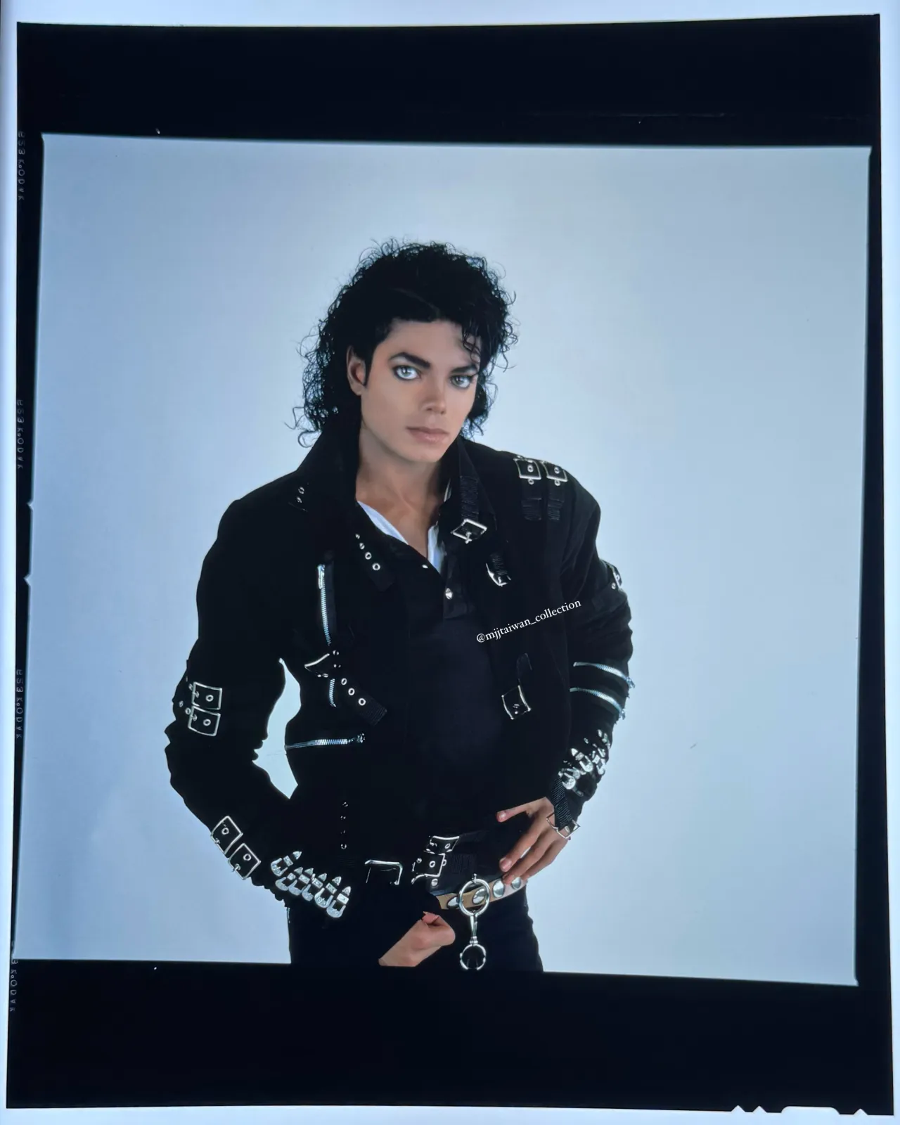 mjbeatsbadsam-1-scaled Michael Jackson em Bad: a fotografia original de Sam Emerson