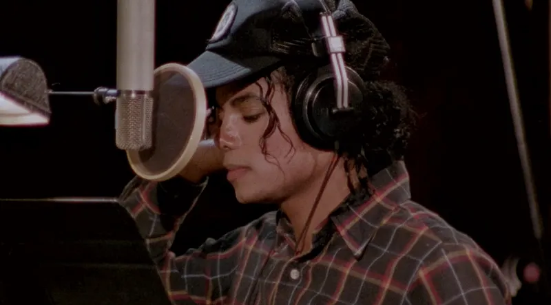 Quando Michael Jackson cantou em espanhol e francês 3 Quando Michael Jackson cantou em espanhol e francês | 1 4DKnY9uyHEHY99eD1Ru Kw
