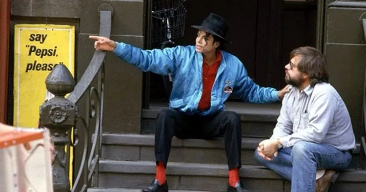1_e6CNO9rMiJcEhuORKHB8ow Caminhando na lua com o Rei: Colin Chilvers na direção de “Smooth Criminal”