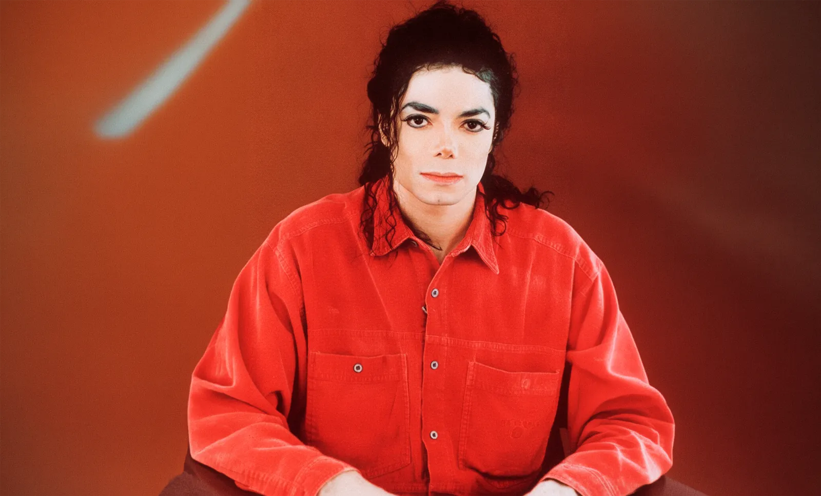 Michael Jackson em imagem ao vivo de Neverland em Dezembro de 1993