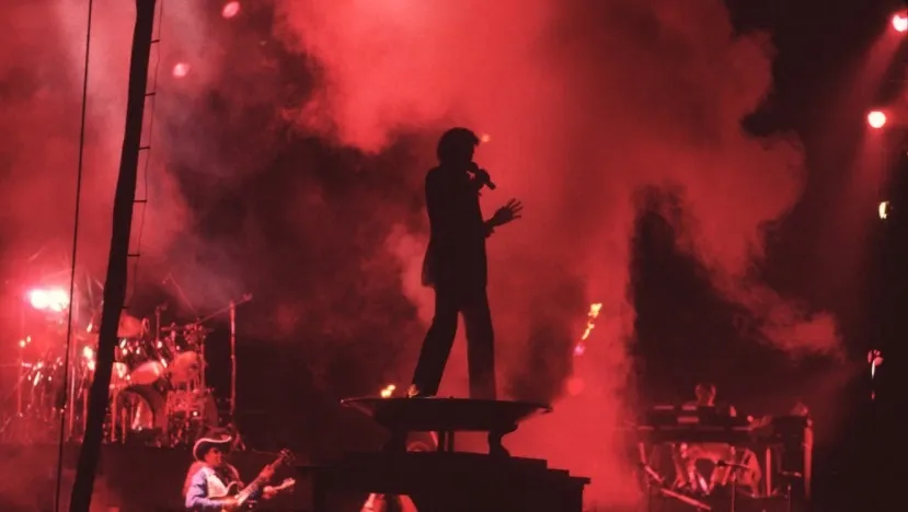 Quatro músicas escritas por Michael Jackson já ultrapassaram 1 bilhão no Spotify | GSpBvbhWIAArsFi