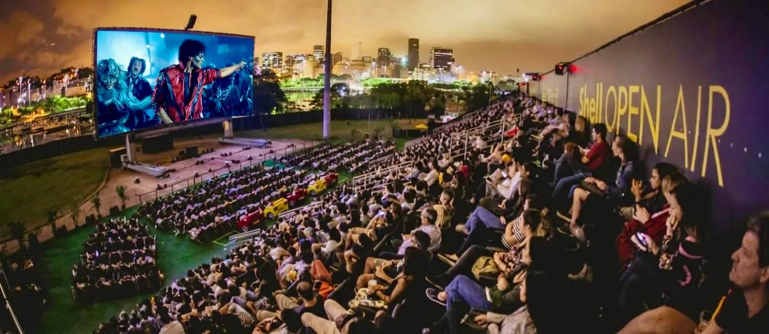 Começam AMANHÃ as vendas para a MEGA SESSÃO de MICHAEL a céu aberto! 1.500 fãs são esperados | MJ OPEN AIR 09 14 at 09.31.14 1