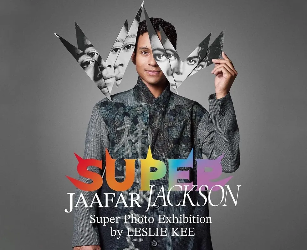 Jaafar Jackson será tema de uma super exposição de fotos no Japão | SaveClip.App 754109740 1497562449073827 6668597726383248348 n 1
