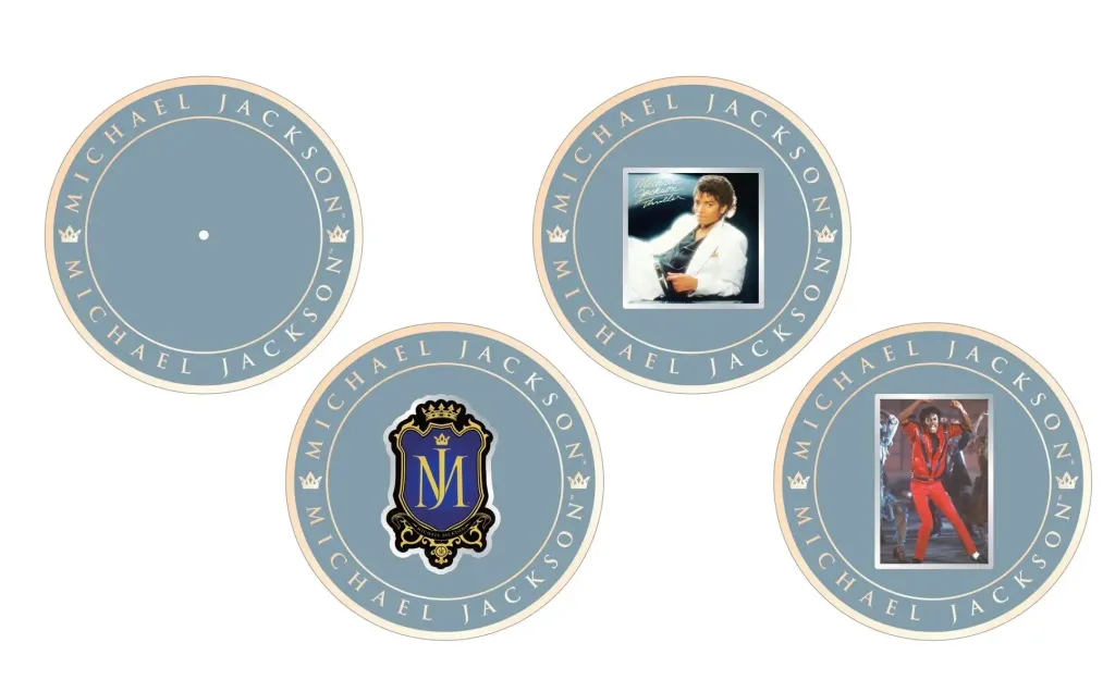 34304-736-4c348ba541dee19bb0c81ddc8331da8e-1932x1200-1-1024x636 Michael Jackson ganha coleção de broches no Japão
