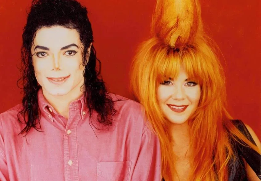 Quem foi Becky Barksdale, a guitarrista que acompanhou Michael Jackson na fase final da Dangerous World Tour 2 Quem foi Becky Barksdale, a guitarrista que acompanhou Michael Jackson na fase final da Dangerous World Tour | Becky Barksdale e MJ