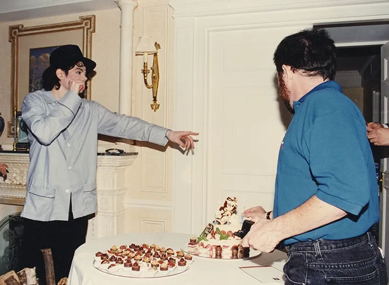 D1 Michael Jackson e a festa surpresa que marcou o aniversário de seu assistente