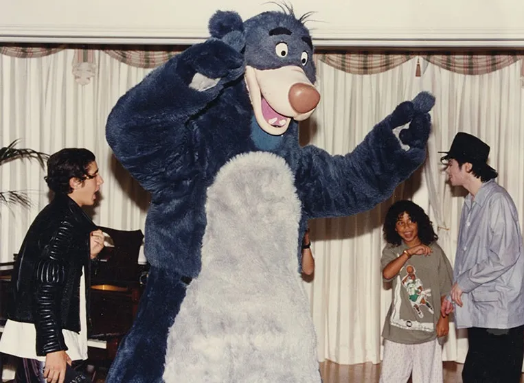 D4 Michael Jackson e a festa surpresa que marcou o aniversário de seu assistente