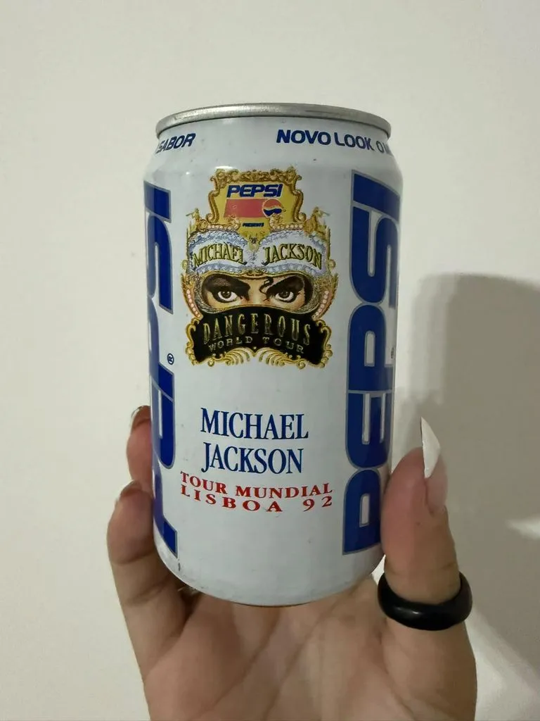 Latinha-Pepsi-Lisboa-768x1024-1 Promoção "Pepsi dá o Show": a odisseia de uma Fã na Dangerous Tour